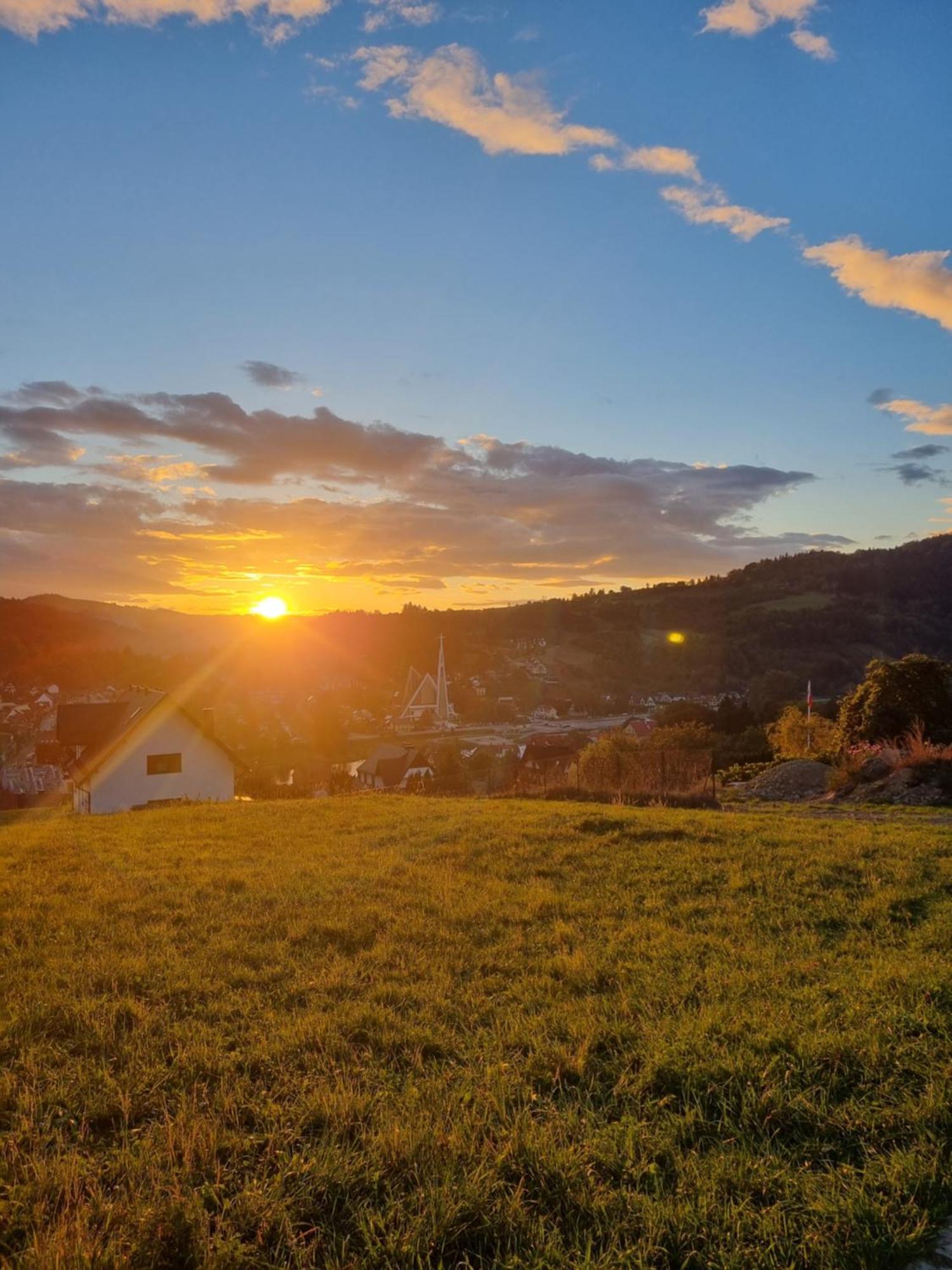 Otulony Sloncem Ferienhaus